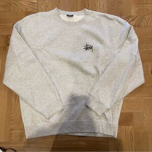 Stussy Light Gray Crewneck Sweatshirt with Chest Logo